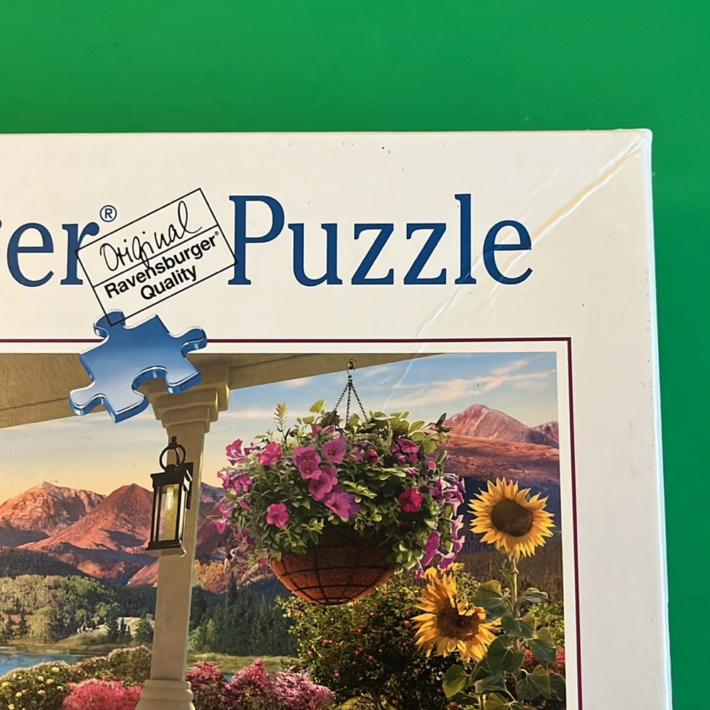 Ravensburger COZY FRONT PORCH Large Format 750 Piece Puzzle - Picture 8 of 8
